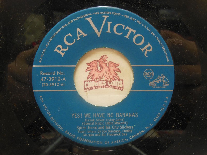 Spike Jones – Yes! We Have No Bananas / Yaaka Hula Hickey Dula, 45 RPM VG+ (27F)