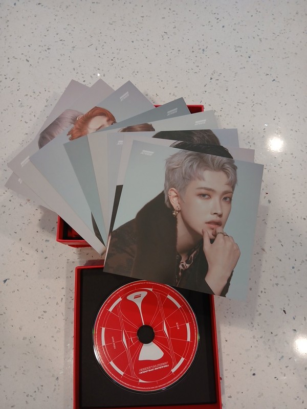 Treasure Epilogue : Action To Answer (Incl. 100pg Booklet 8 Photo Card gallery