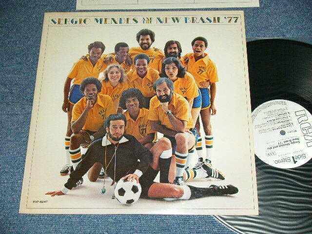 SERGIO MENDES and the NEW BRASIL ’77 Japan 1977 RVP-6247 PROMO NM LP