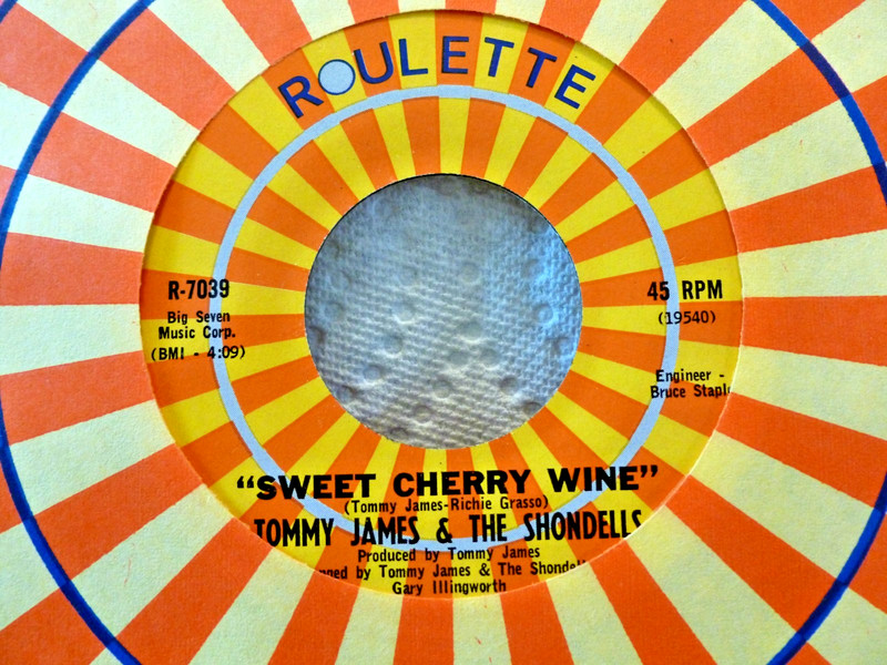 Tommy James & The Shondells-Roulette 45-Sweet Cherry Wine-Disc is NOS
