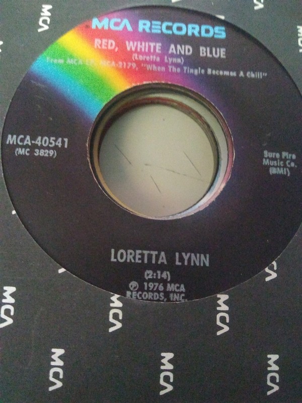 Loretta Lynn, Red, White, and Blue ~ 1976 MCA 45 +sleeve