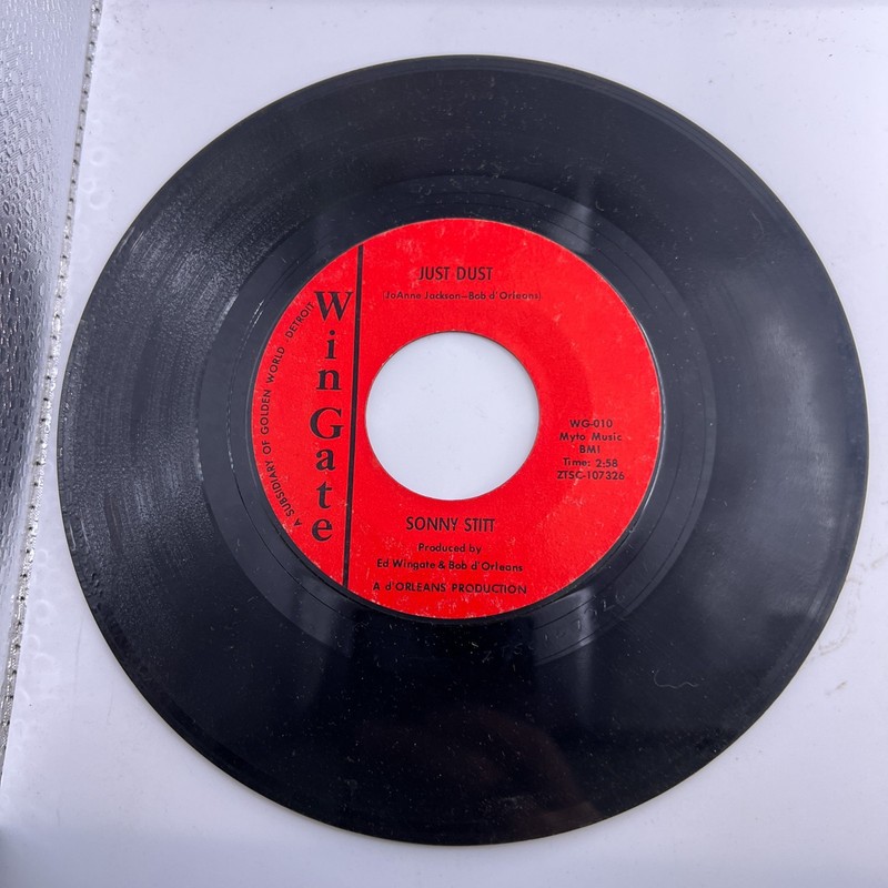 Vinyl 45 RPM Record – Sonny Stitt Just Dust / Concerto For Jazz Lovers