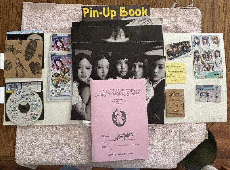 NewJeans 1st EP 'New Jeans' Blue book K-Pop Inserts CD & More gallery
