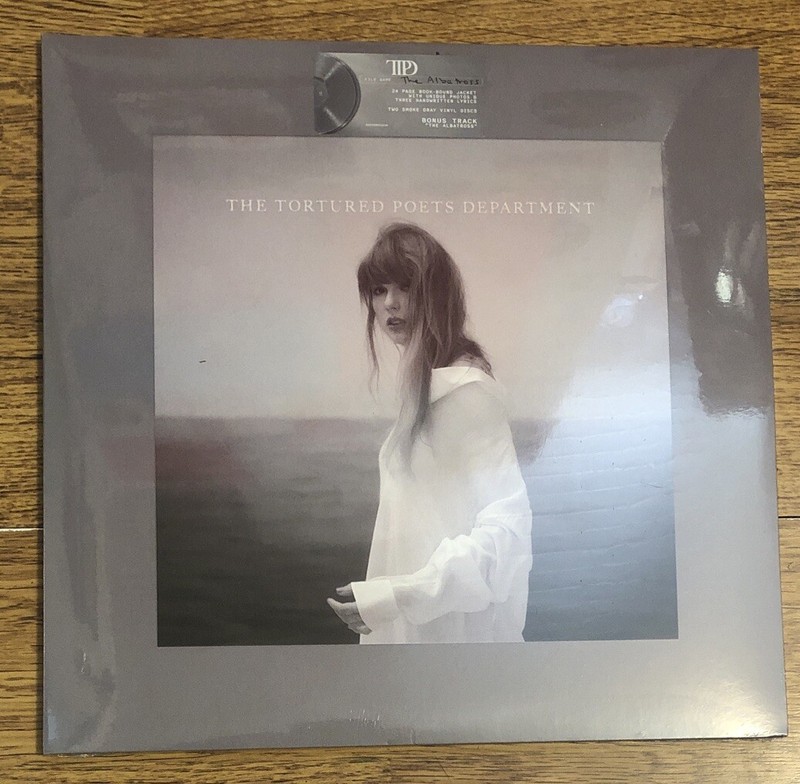 Taylor Swift – The Tortured Poets Department (Limited Edition, Smoke Vinyl)