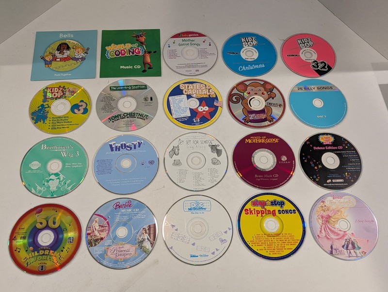 20 Loose Kids Music CDs | Sing-Alongs, Disney, Christmas, Kidz Bop, Barbie