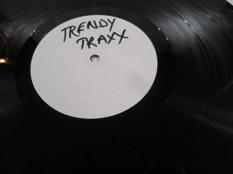 Trendy Traxx Vol. 3 III 12" Record Madonna Papa Roach Groove Armada Baha Men + gallery