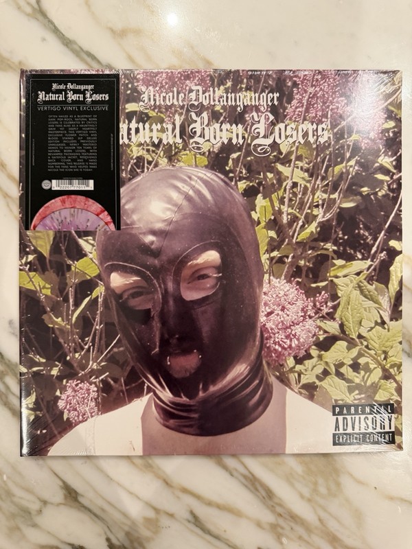 VV Exclusive Natural Born Losers (Deluxe) – Nicole Dollanganger Vinyl #/2000