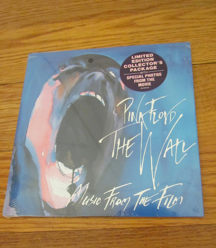PINK FLOYD «The Wall» Limited Ed. US Press 7″ 45 w/ Picture Sleeve SEALED!